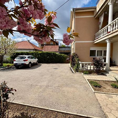 Apartment Milos Belgrade Exterior photo